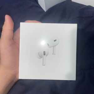 Apple AirPods Pro with Charging Case